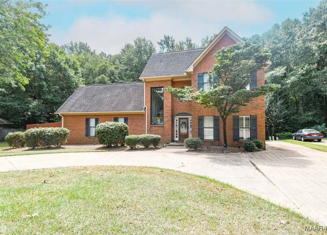 Property at 249 Woodledge Pl, Montgomery, AL 36109, 3 beds, 2.5 baths