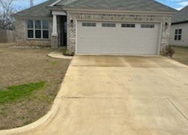 Property at 416 Lismore Pl, Montgomery, AL 36117, 3 beds, 2 baths