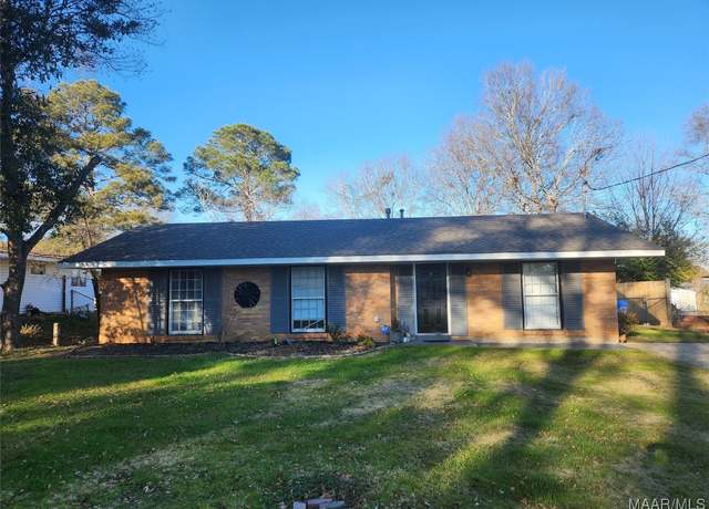 Property at 142 N Nichols St, Prattville, AL 36066, 3 beds, 1 bath