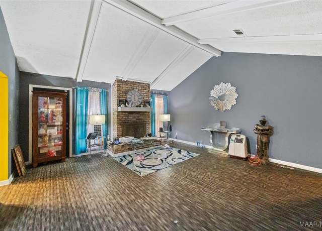 Property at 2699 Whispering Pines Dr, Montgomery, AL 36116, 3 beds, 2 baths