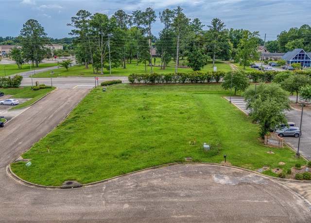 Property at 9516 Wynlakes Pl, Montgomery, AL 36117