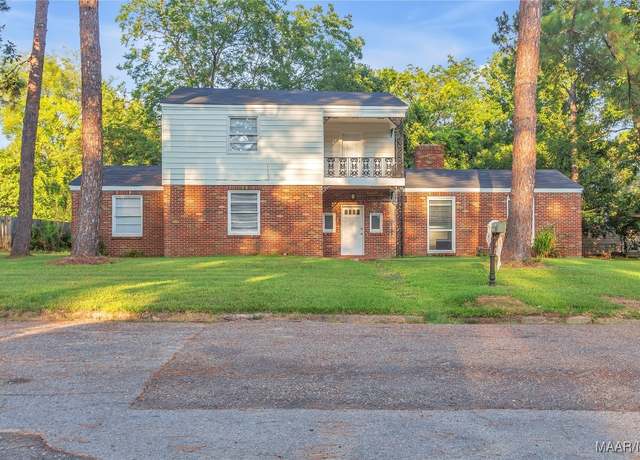 Property at 2035 Commodore Cir, Montgomery, AL 36106, 4 beds, 2 baths