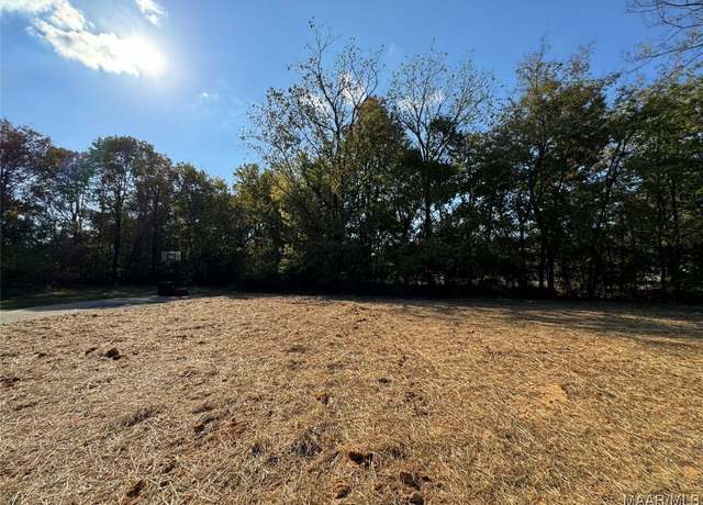 Property at 7118 Eagle Dr, Montgomery, AL 36116