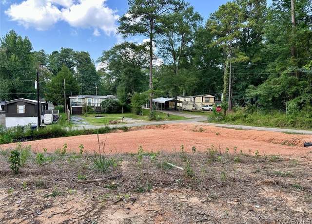 Property at 59 4th Retreat, Eclectic, AL 36024