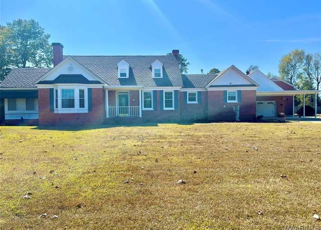 Property at 4820 Highway 14 E, Elmore, AL 36025, 3 beds, 2 baths