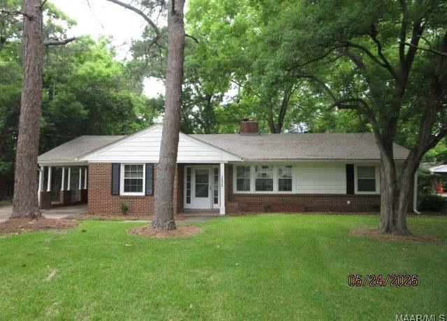 Property at 2656 Fisk Rd, Montgomery, AL 36111, 3 beds, 2 baths