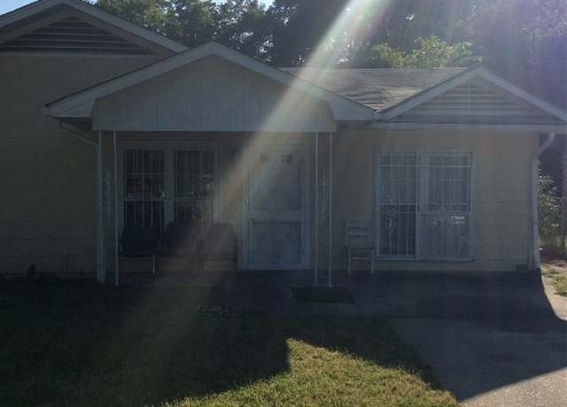Property at 3222 Santee Dr, Montgomery, AL 36108, 3 beds, 2 baths