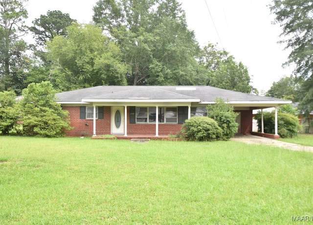 Property at 1110 E Main St, Prattville, AL 36066, 3 beds, 2 baths