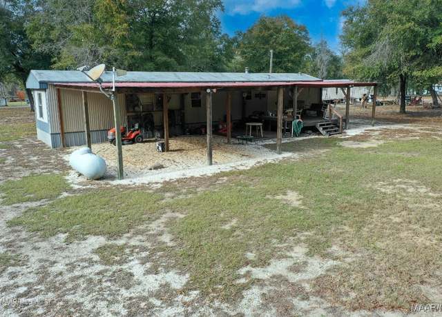 Property at 1170 Sand Island Dr, Camden, AL 36726, 3 beds, 2 baths
