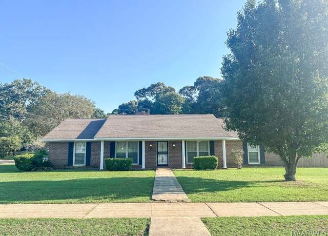 Property at 40 Bellehurst Dr, Montgomery, AL 36109, 3 beds, 2 baths