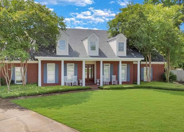 Property at 2261 Vaughn Ln, Montgomery, AL 36106, 5 beds, 3.5 baths