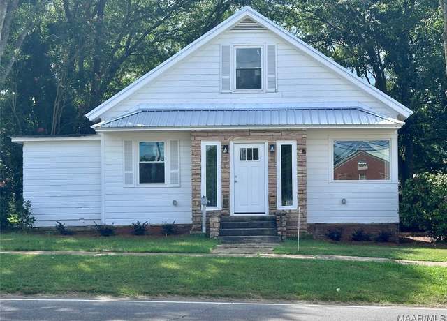 Property at 104 Central Blvd, Tallassee, AL 36078, 3 beds, 2 baths