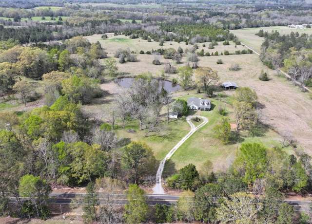Property at 1522 W Old Hayneville Rd, Le Grand, AL 36105, 3 beds, 2.5 baths
