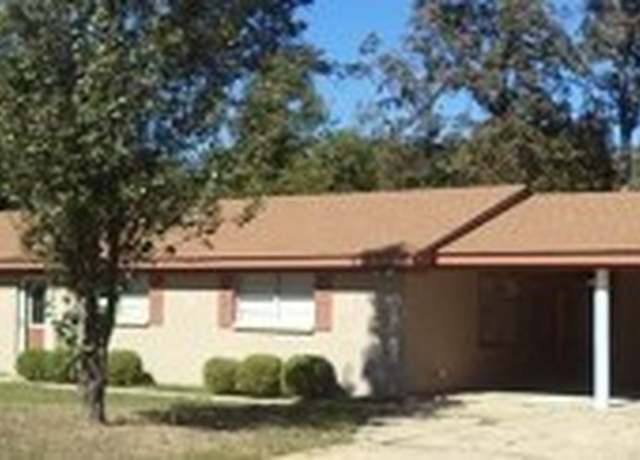 Property at 611 Mangum Ave, Selma, AL, 3 beds, 2 baths