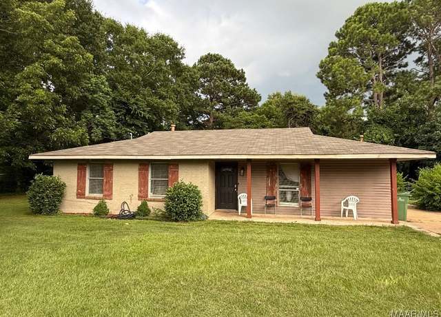 Property at 402 Mulligan Dr, Montgomery, AL 36117, 3 beds, 2 baths