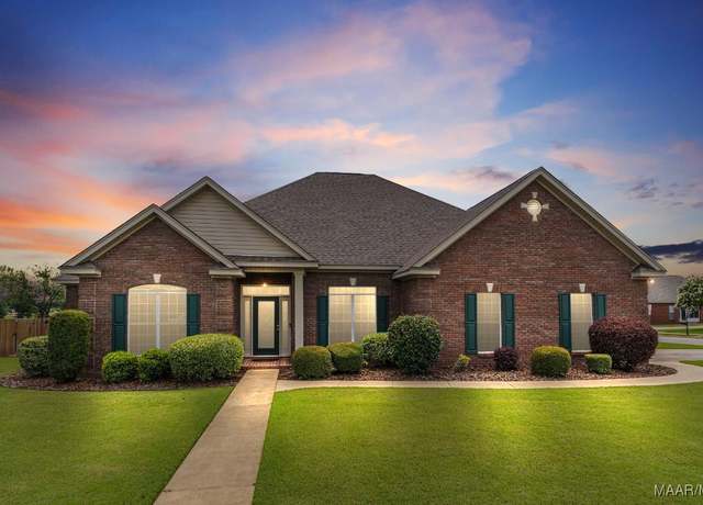 Property at 1809 Riverton Dr, Prattville, AL 36066, 4 beds, 2 baths