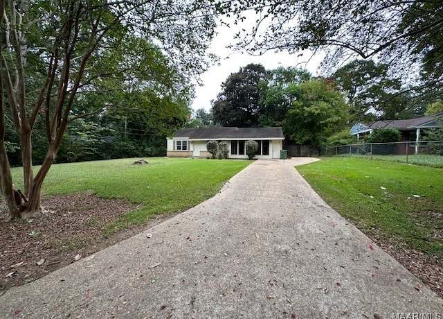 Property at 4228 Hickory Dr, Montgomery, AL 36109, 3 beds, 2 baths