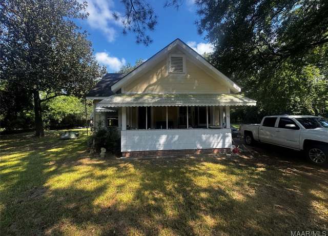 Property at 27 2nd St, Montgomery, AL 36108, 3 beds, 1 bath