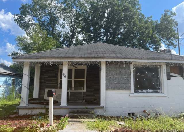 Property at 96 L L Anderson Ave, Selma, AL 36701, 3 beds, 1 bath