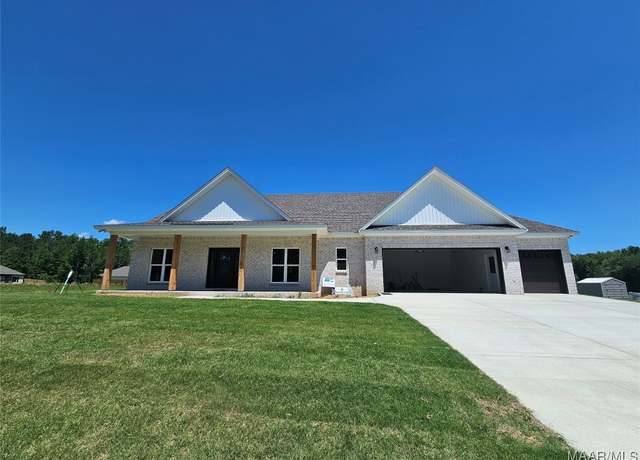 Property at 82 Trotter's View Rd, Deatsville, AL 36022, 4 beds, 2 baths