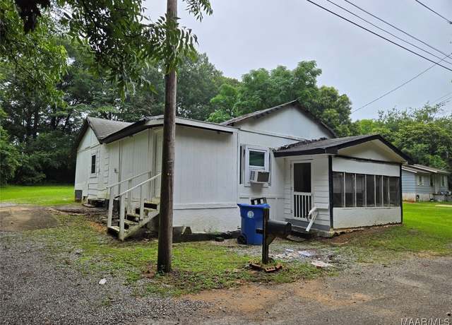 Property at 218 Long St, Prattville, AL 36067, 2 beds, 1 bath