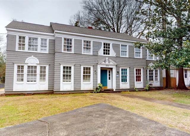 Property at 932 E Fairview Ave, Montgomery, AL 36106, 8 beds, 4 baths