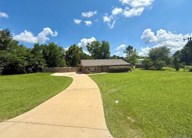 Property at 311 Old Marion Junction Rd, Selma, AL 36701, 4 beds, 2 baths