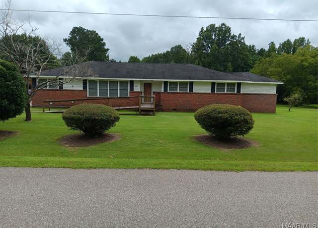 Property at 603 Penn Ave, Pike Road, AL 36064, 3 beds, 3.5 baths