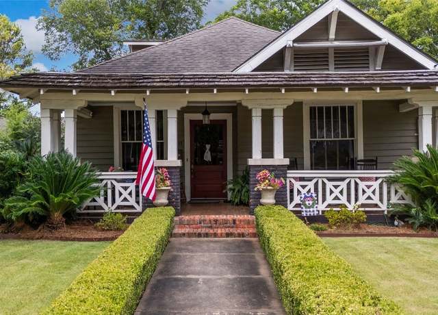 Property at 1511 College Ct, Montgomery, AL 36106, 3 beds, 2 baths