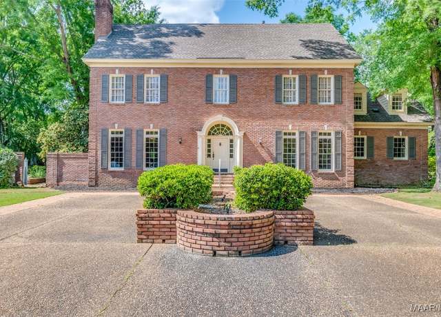 Property at 2301 Midfield Dr, Montgomery, AL 36111, 5 beds, 4.5 baths