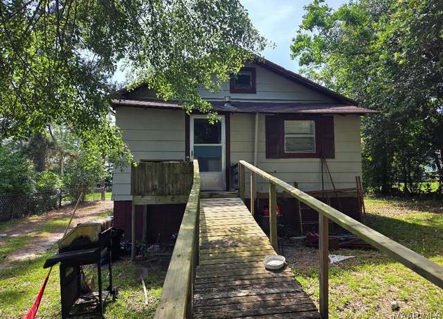 Property at 117 Cole St, Opp, AL 36467, 2 beds, 1 bath