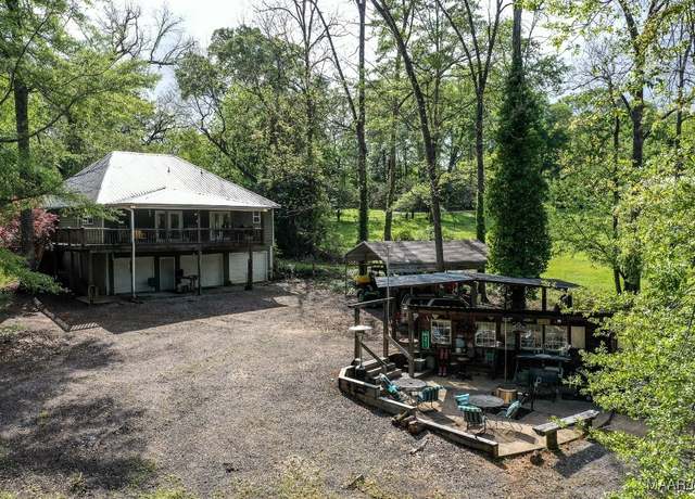 Property at 100 Walnut St, Catherine, AL 36728, 4 beds, 3.5 baths
