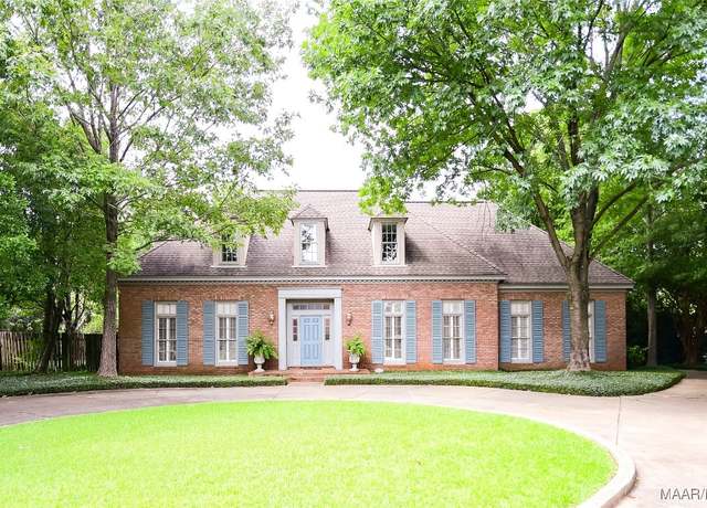 Property at 3054 Fieldcrest Dr, Montgomery, AL 36106, 5 beds, 4 baths