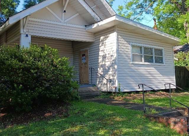 Property at 1738 W 3rd St, Montgomery, AL 36106, 3 beds, 2 baths