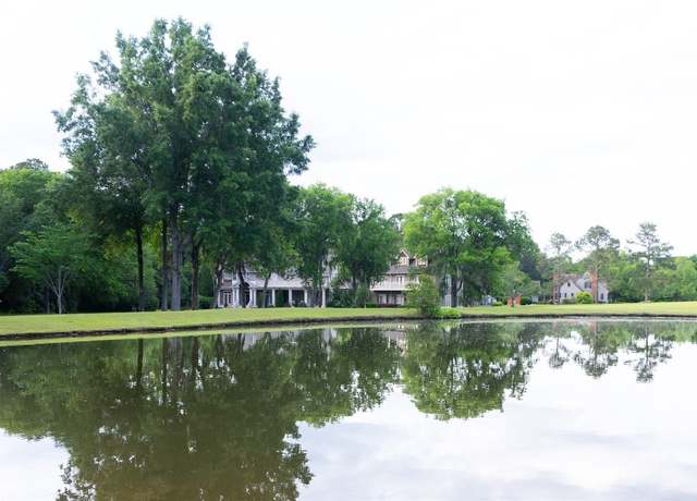 Property at 6261 Thach Rd, Montgomery, AL 36117, 6 beds, 6 baths