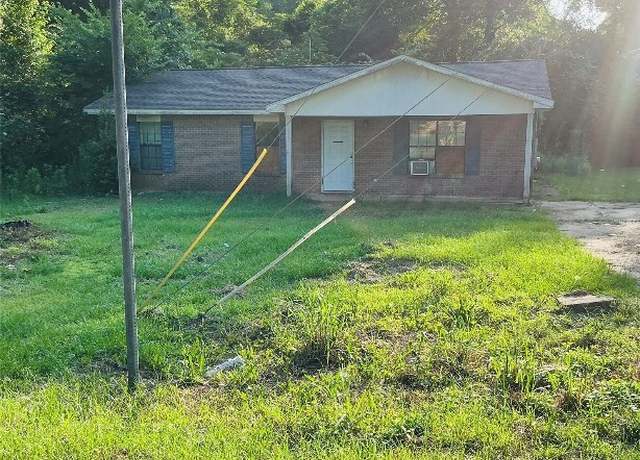 Property at 105 Plaza Dr, Montgomery, AL 36117, 3 beds, 1.5 baths