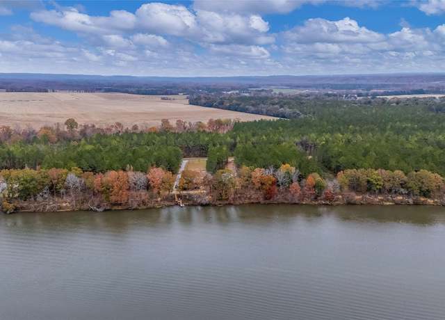 Property at 2065 Robinson Pond Rd, Prattville, AL 36067, 3 beds, 2.5 baths