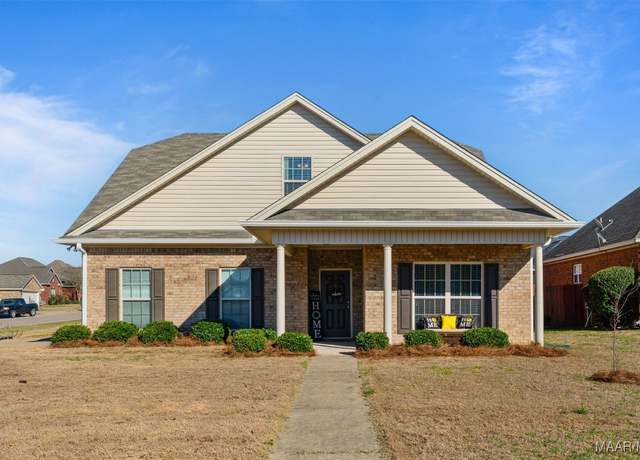 Property at 9 William Cir, Elmore, AL 36025, 5 beds, 3 baths