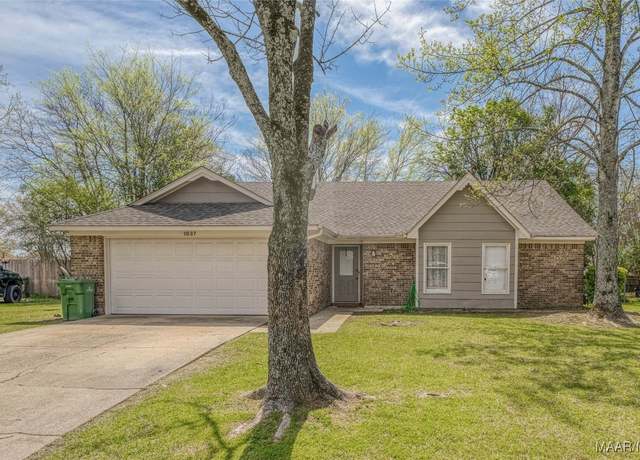 Property at 1837 Brackenbury Pl, Montgomery, AL 36117, 3 beds, 2 baths