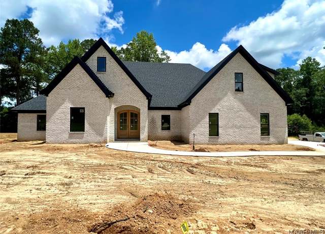 Property at 1150 Brookwood Dr, Wetumpka, AL 36093, 5 beds, 4.5 baths