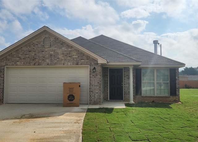 Property at 79 Gaines Ct, Wetumpka, AL 36092, 3 beds, 2 baths