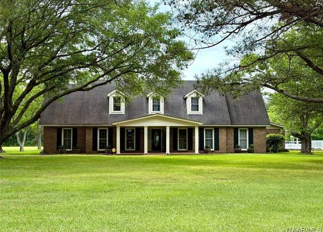 Property at 422 Foxhall Rd, Pike Road, AL 36064, 4 beds, 2.5 baths