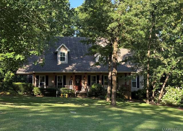 Property at 124 Reid Cir, Deatsville, AL 36022, 3 beds, 2.5 baths