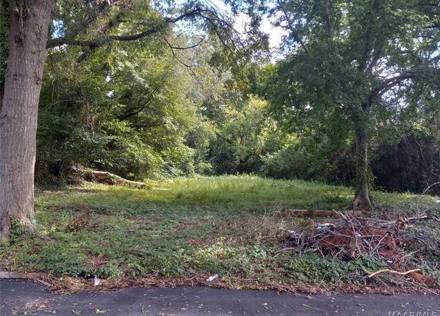 Property at 820 Clayton St, Montgomery, AL 36104
