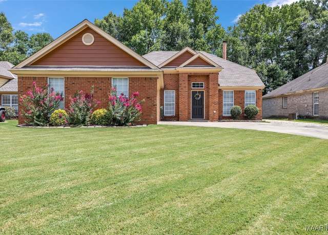 Property at 8049 Copperfield Dr, Montgomery, AL 36117, 4 beds, 2 baths