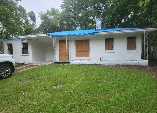 Property at 418 E Delano Ave, Montgomery, AL 36105, 3 beds, 2 baths