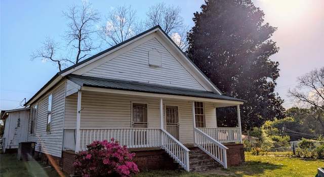 Photo of 311 John St, Tallassee, AL 36078