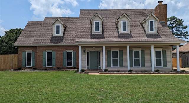 Photo of 742 Summer Ln, Prattville, AL 36066