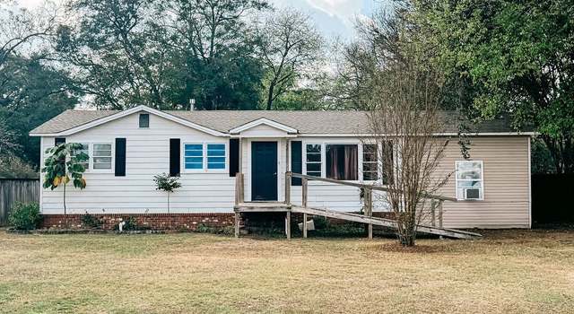 Photo of 932 Davis St, Prattville, AL 36067