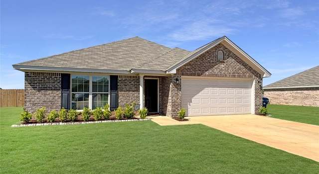 Photo of 1851 Landing Pl, Deatsville, AL 36022